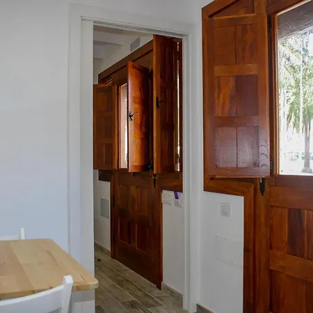 Apartamentos Delmas * Haria